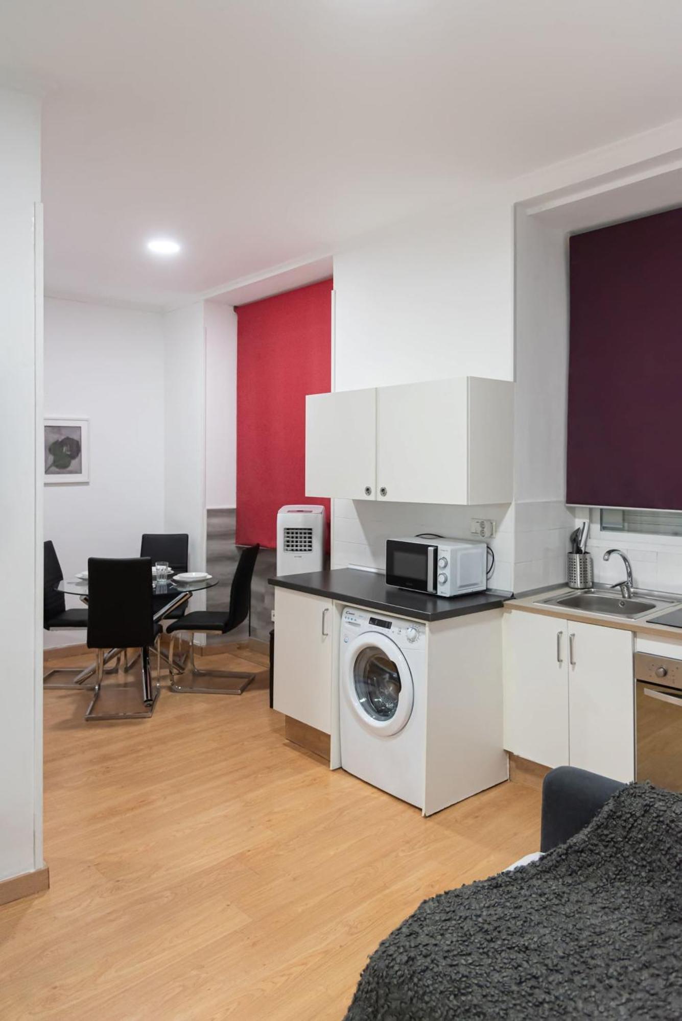 Apartamentos Day Madrid Luna Centro Gran Via Sol Malasana Exterior photo